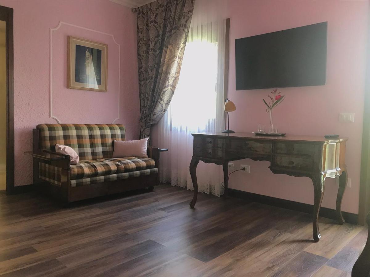 Villa Vecchia Favola House à Quarto dʼAltino Extérieur photo