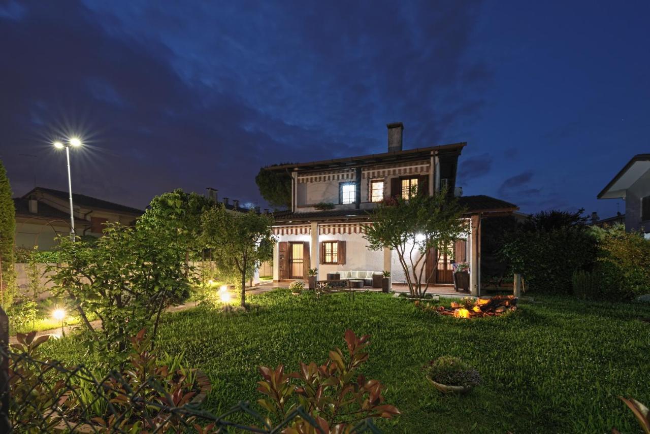 Villa Vecchia Favola House à Quarto dʼAltino Extérieur photo